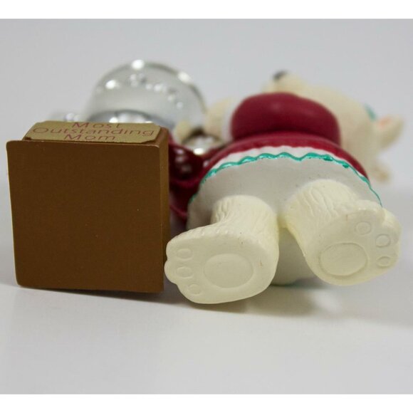 Hallmark KS Most Outstanding Mom Christmas Ornament 1994 - Picture 6 of 10